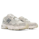 New Balance 740 Beige