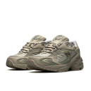 New Balance 725 Beige