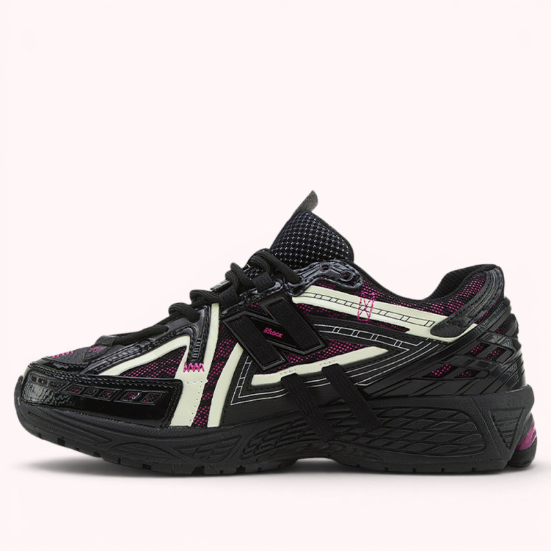 Кроссовки New Balance 1906A Black Dragon Berry