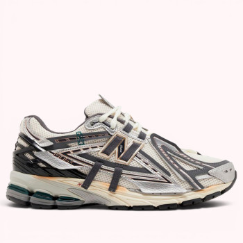 Кросівки New Balance 1906A Silver Gold Metallic