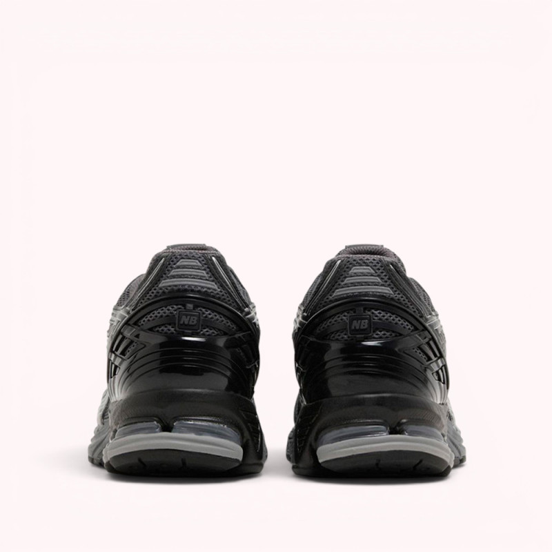 Кроссовки New Balance 1906R Magnet