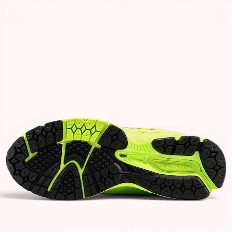Кроссовки New Balance 1906R Neon Green ASOS Exclusive