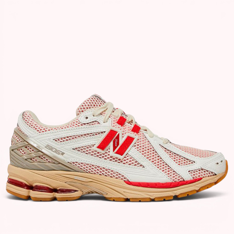 Кроссовки New Balance 1906R Sea Salt True Red