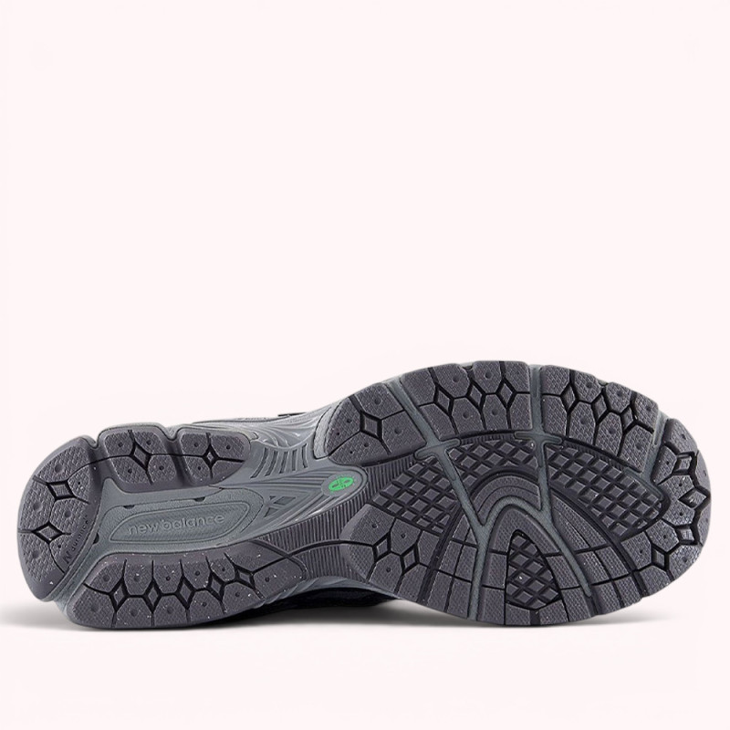 Кросівки New Balance 1906W Fantomfit Black Metallic Green