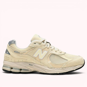 Кросівки New Balance 2002R Bone