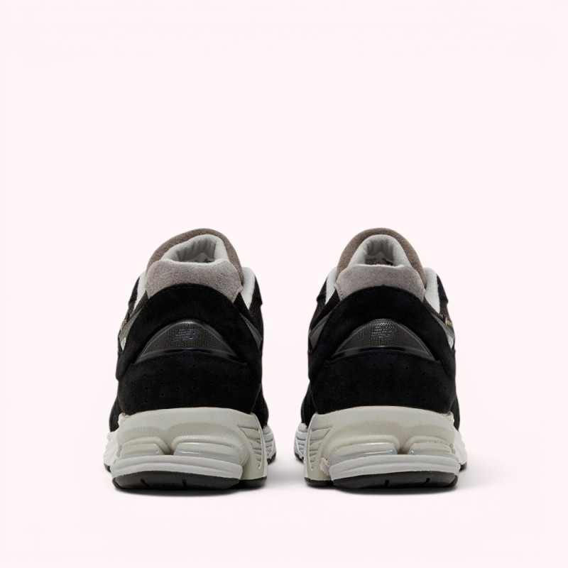 Кроссовки New Balance 2002R Gore-Tex Black Grey