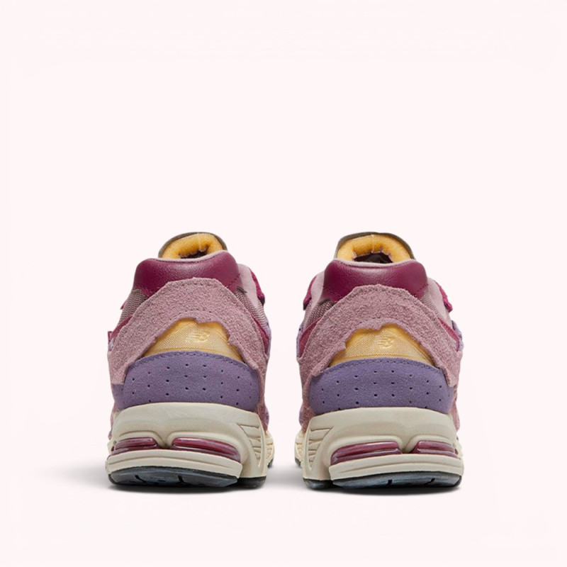 Кроссовки New Balance 2002R Protection Pack Pink