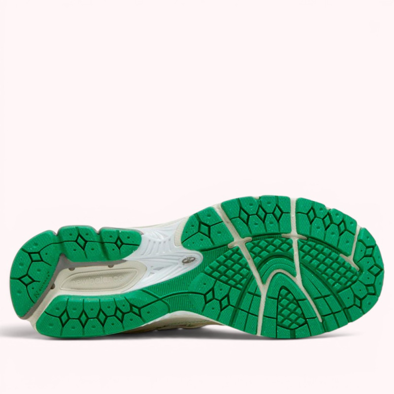 Кросівки New Balance 2002R x GANNI Turtledove
