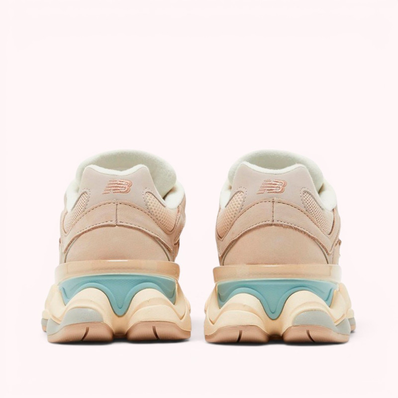 Кроссовки New Balance 9060 Ivory Cream Pink Sand