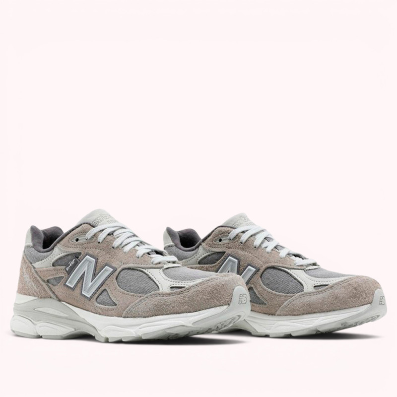 Кросівки New Balance 990v3 Levi's Elephant Skin