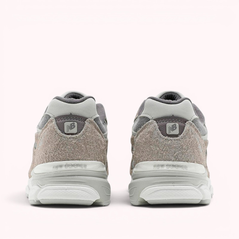 Кросівки New Balance 990v3 Levi's Elephant Skin