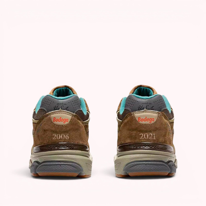 Кроссовки New Balance 990v3 x Bodega Anniversary