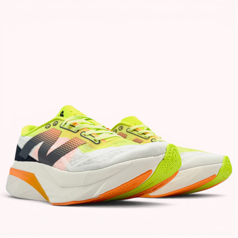 Кроссовки New Balance FuelCell Rebel V4 White Bleached Lime Glo