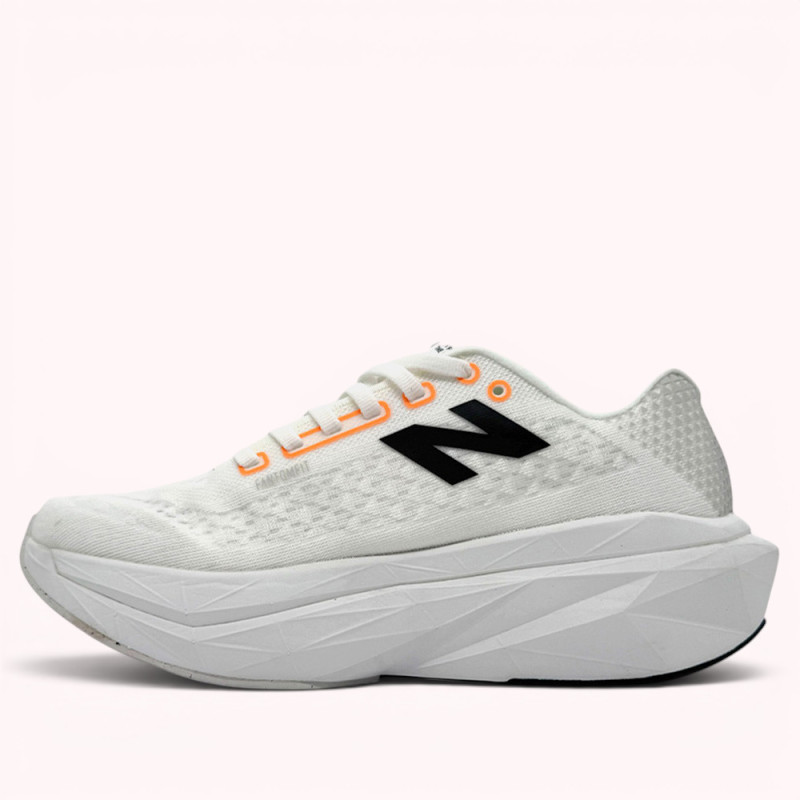 Кроссовки New Balance FuelCell Supercomp Elite V4 White
