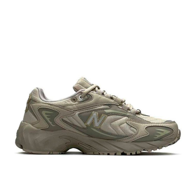 New Balance 725 Beige